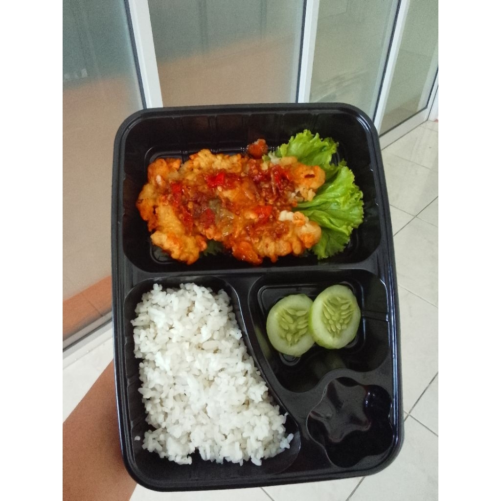 

Nasi Bento Ayam Geprek