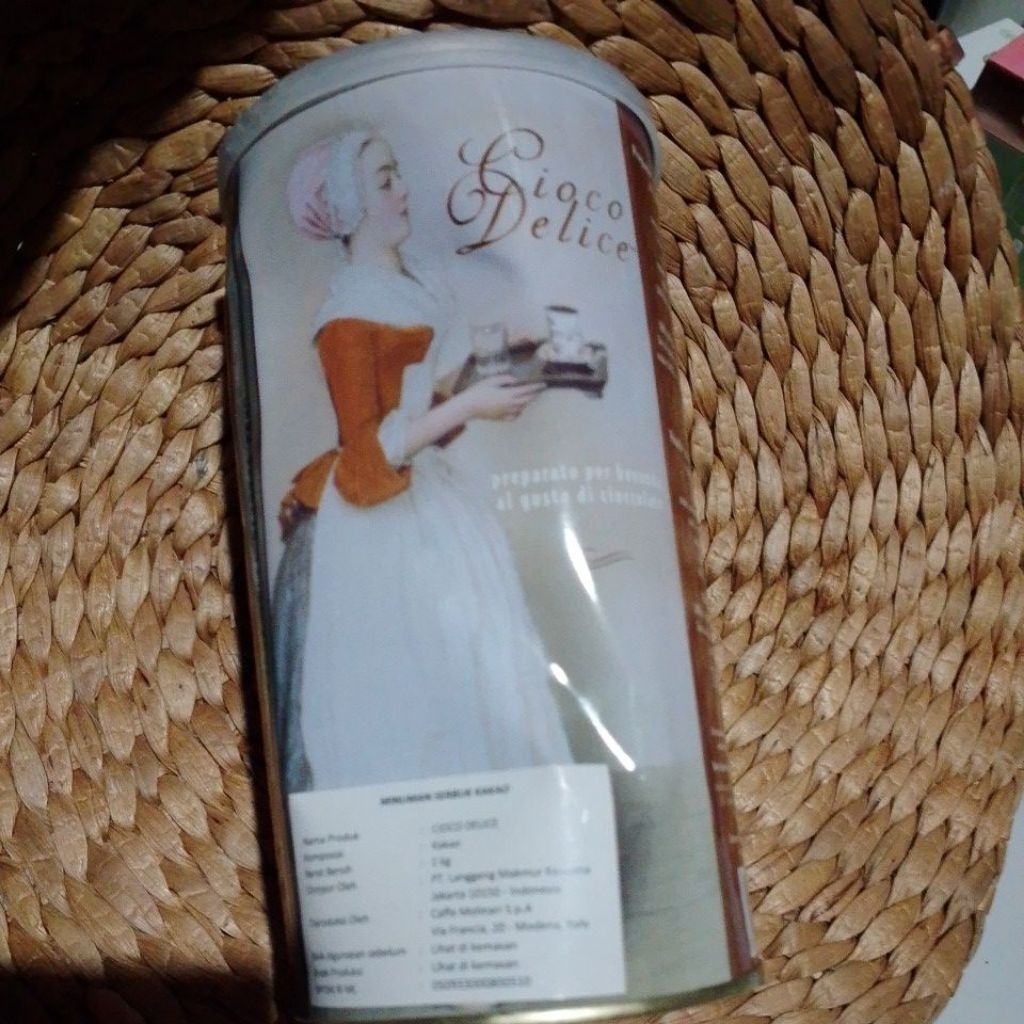 

coklat cioco delice 1 kg rijek kaleng sediit isi aman msh segel exp 31/07/2026