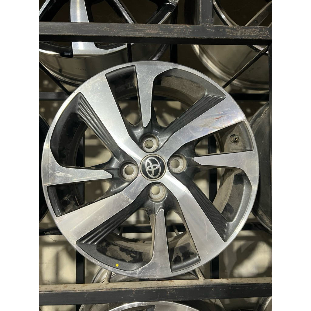 Velg Oem Yaris joker R16