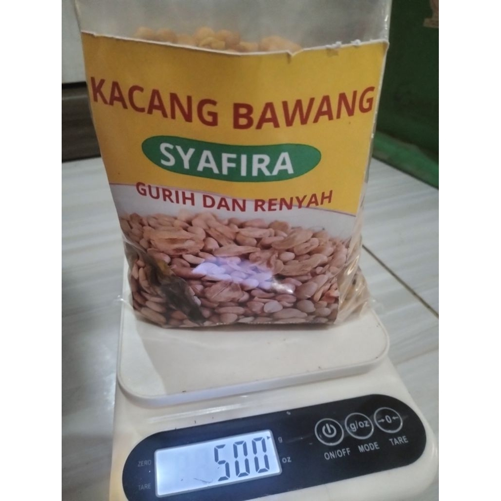 

500 Gram Kacang Bawang Gurih Syafira