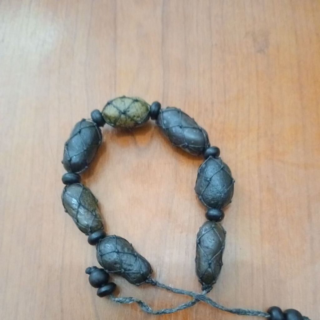 Gelang Munta / Monta Besi