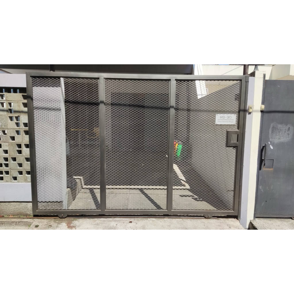 Pagar Besi Expanded Minimalis Industrial