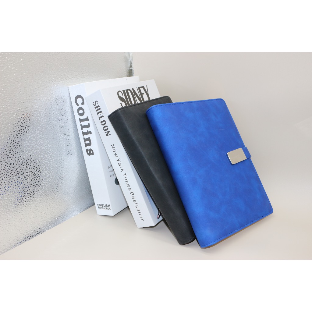 

Buku catatan kantor gesper magnetik kulit A5 buku catatan kepribadian mode bisnis