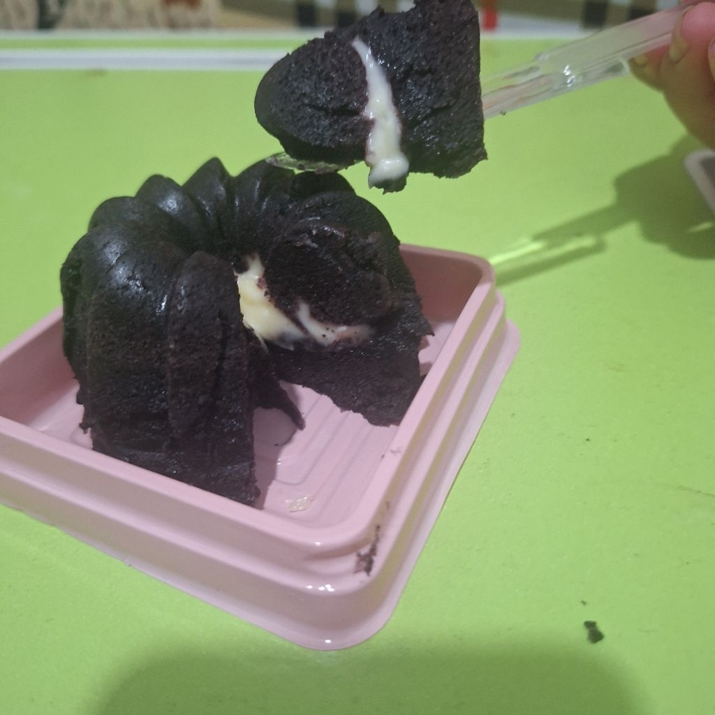 

Bolu Ketan Hitam Lumer