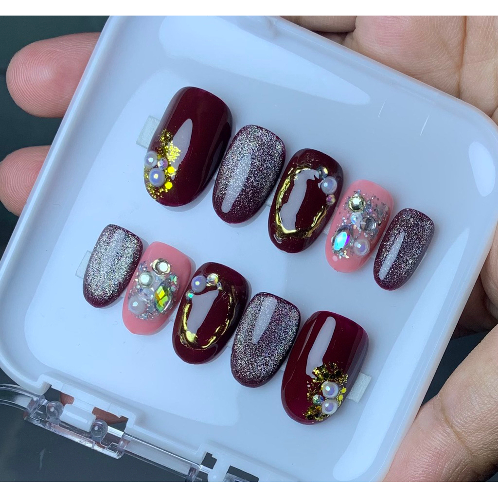Nail Art Wedding maroon kombinasi