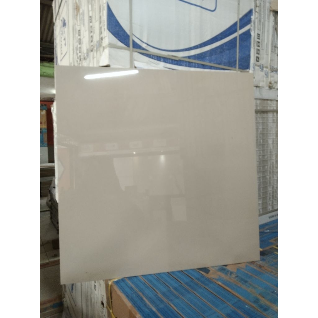 granit 60x60 crem polos abroad