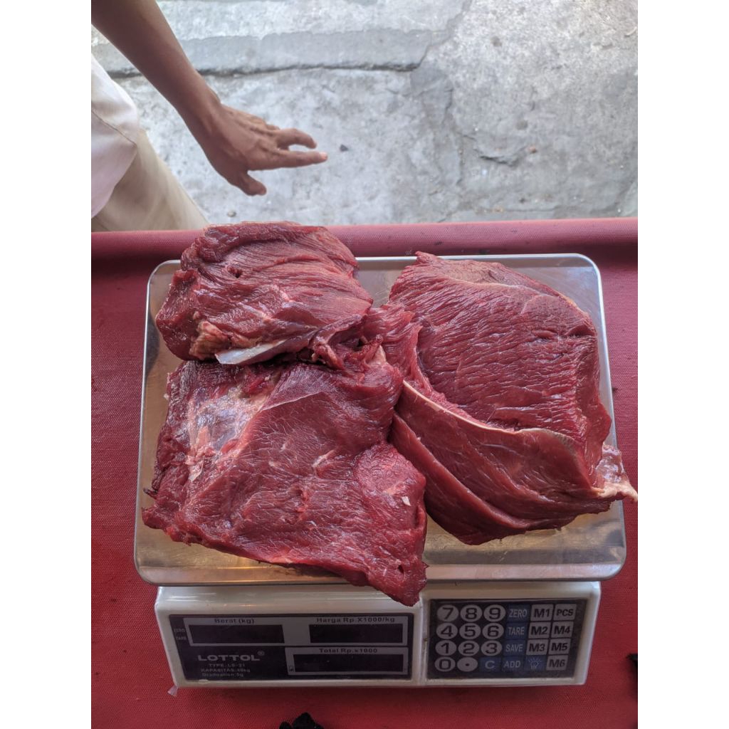 

DAGING RENDANG LOKAL