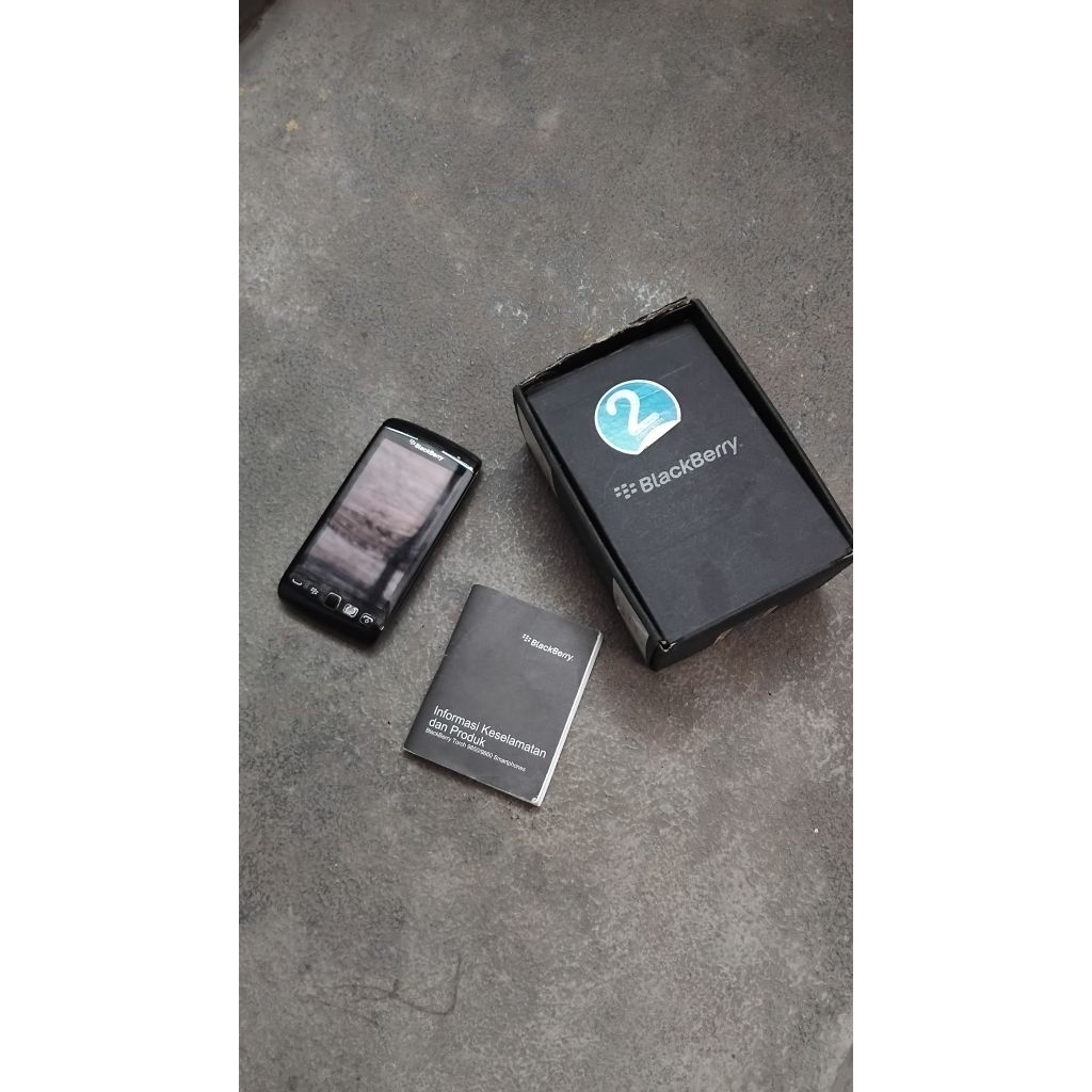 Blackberry Torch 9850 minus tompel