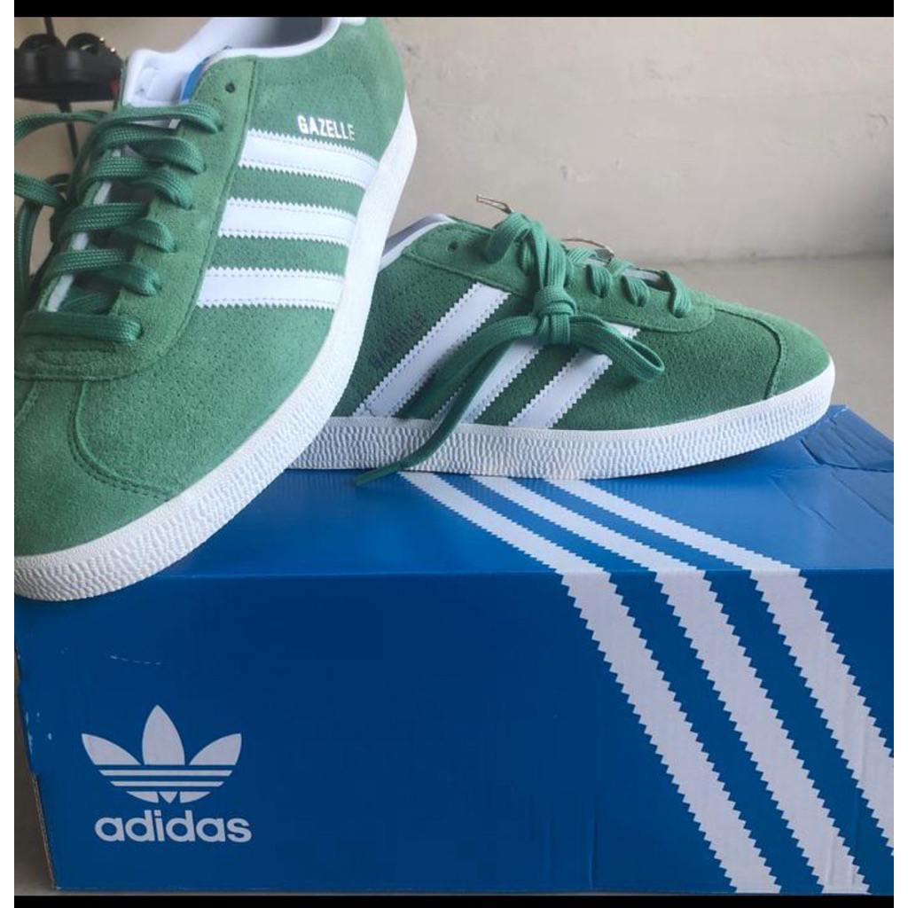 sepatu adidas gazelle original