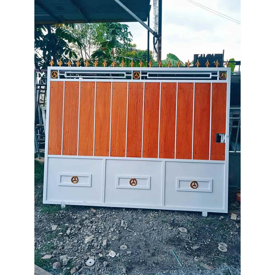 Pagar woodplank dan plat polos sidoarjo