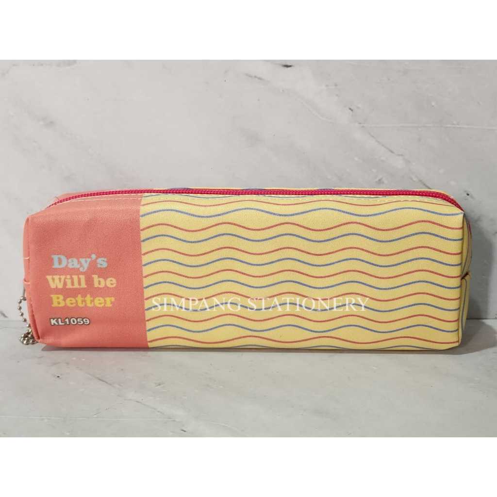 

KOTAK PENSIL / TEMPAT PENSIL KLOP RESLETING ANEKA GAMBAR / BJ