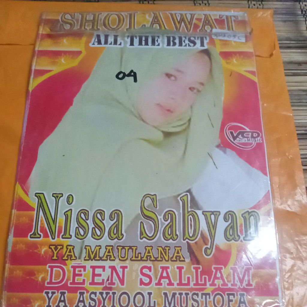 VCD NISSA SABYAN Y004