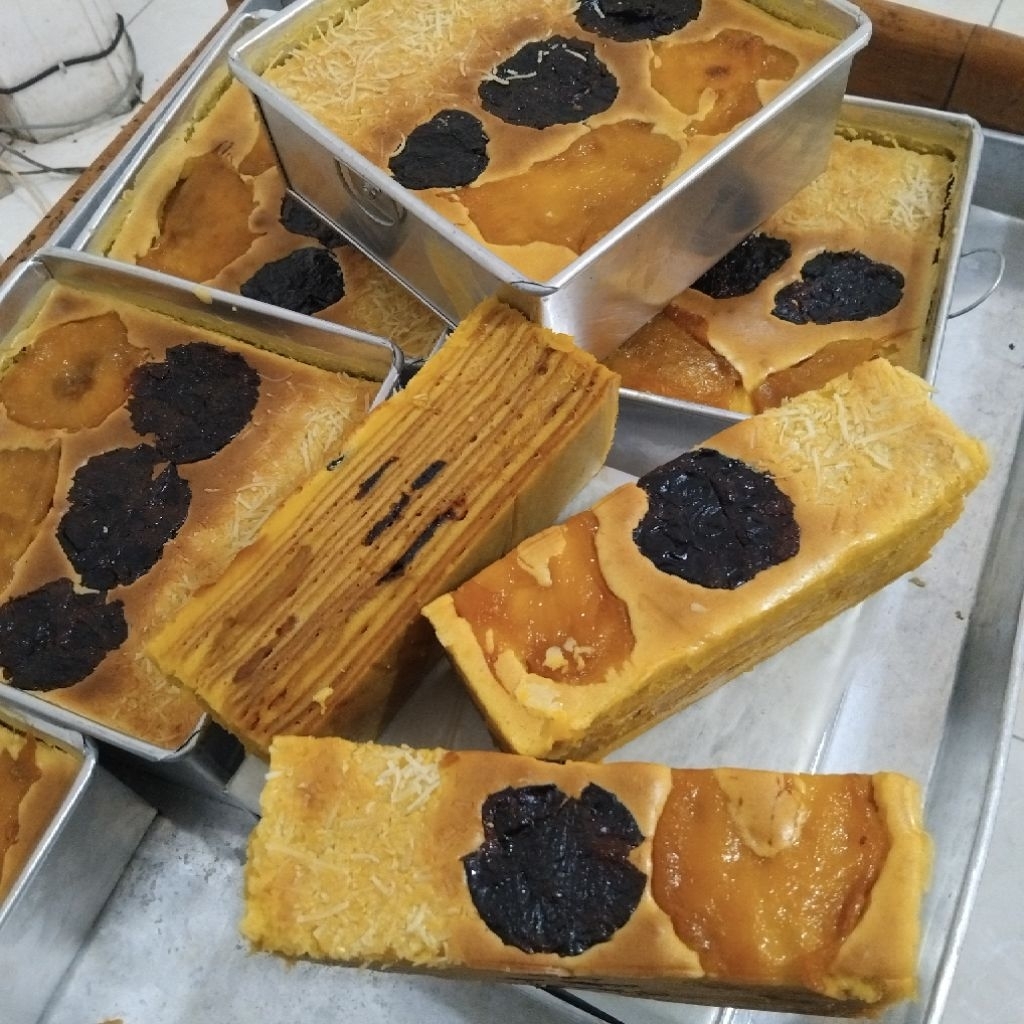 

Lapis premium Mini 3 varian rasa (cempedak,prunes,keju)