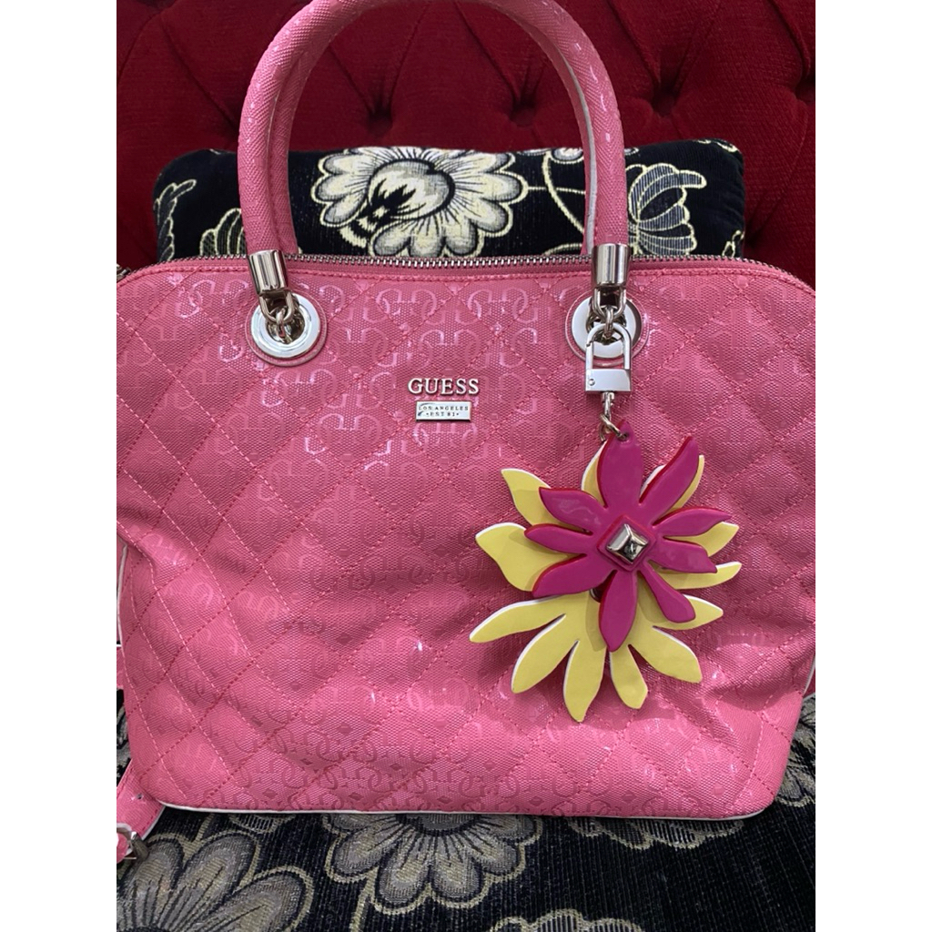 Preloved tas guess 100% original store warna baby pink