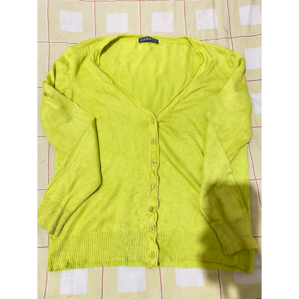 cardigan hijau limau