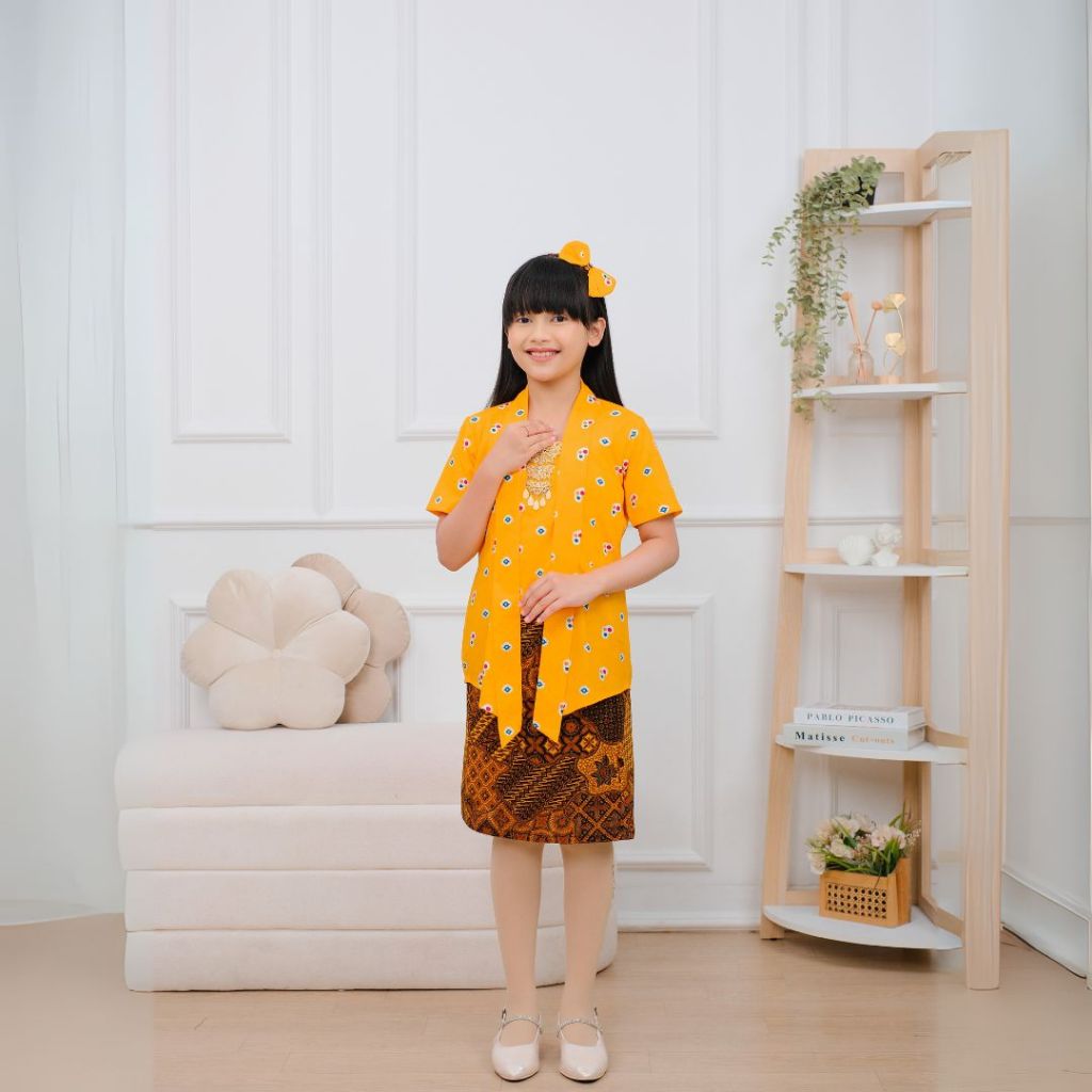 Kebaya Anak/ Kebaya Kutubaru JUMPUTAN Anak Pendek Original by Kata Kids