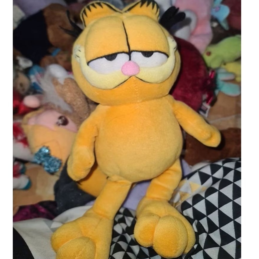 Boneka Garfield