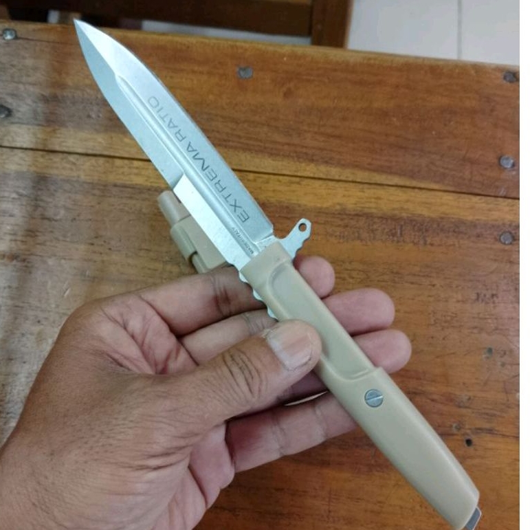 PISAU CAMPING SURVIVAL EXTREMA RATIO SURVIVAL KIT