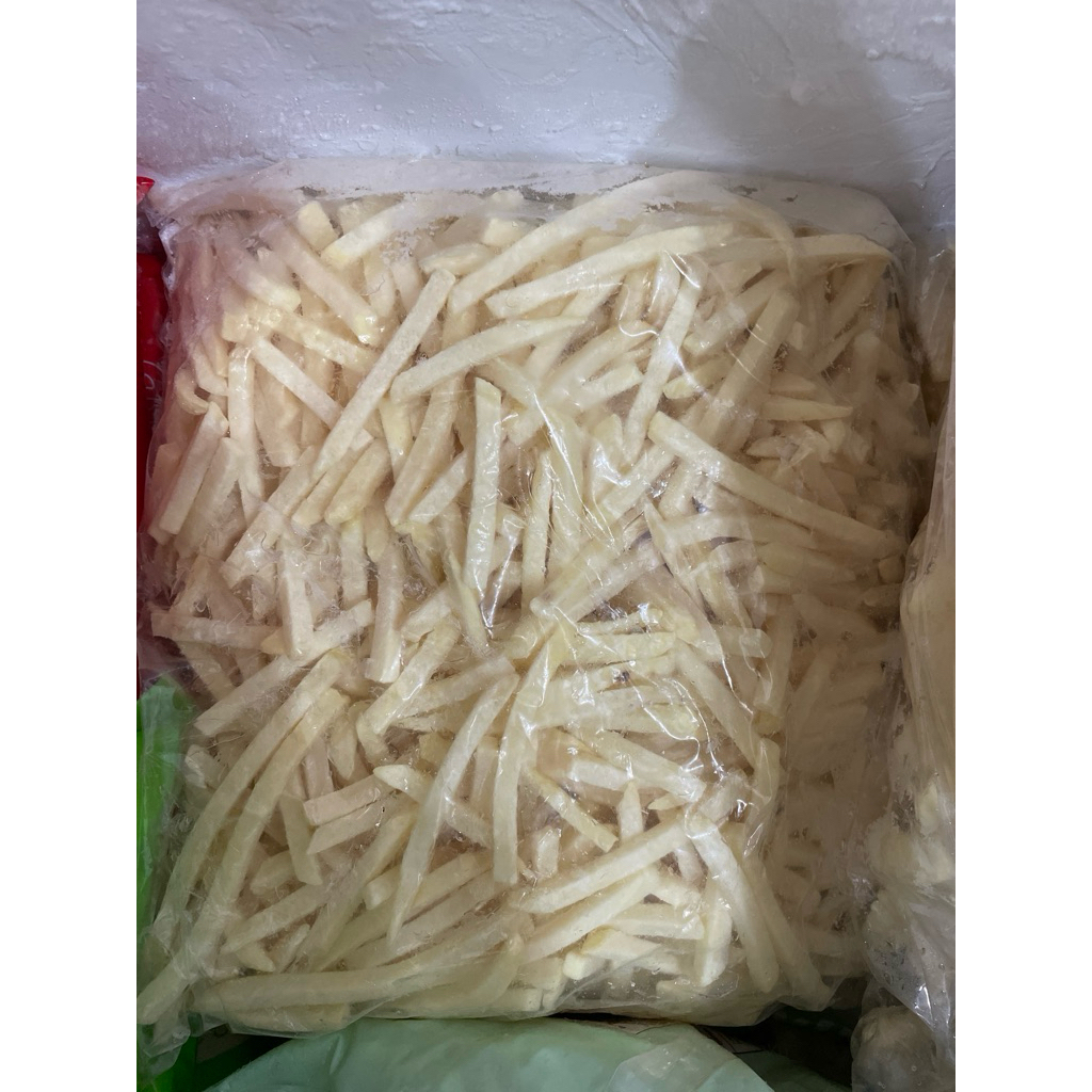

Snowvalley Shoestring 2kg kentang goreng French fries
