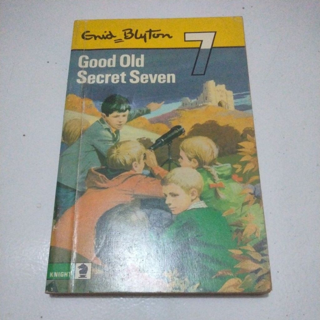 Novel Enid Blyton Bahasa Inggris Good Old Secret Seven
