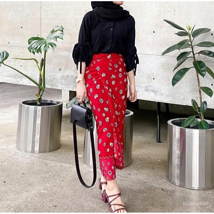 MOTIF TERBARU..Rok Lilit Jumputan Maroon,Merah/Rok Kain Batik Jumputan Aneka Pilihan Warna