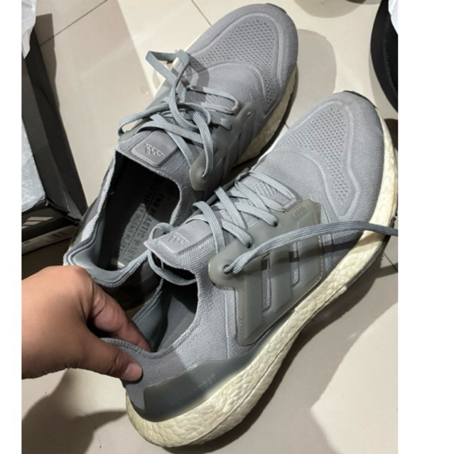 Sepatu Lari Adidas Ultraboost 22 MEN ORIGINAL