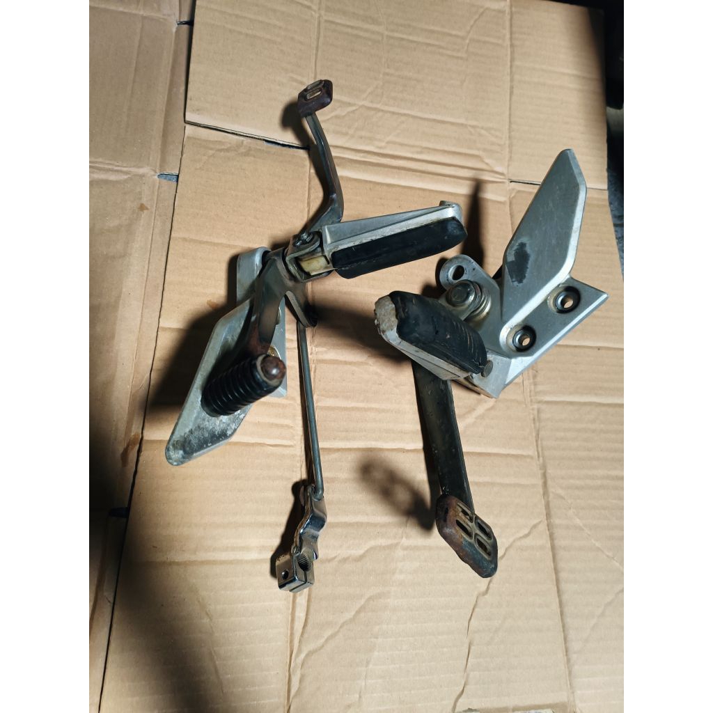 Footstep depan fulset Yamaha Vixion Old Original