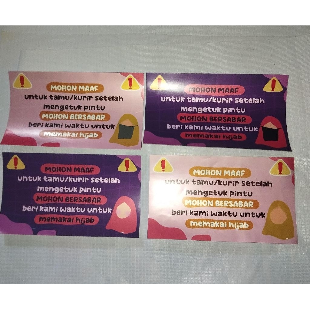 

Stiker Kurir / Tamu Mohon Tunggu Bersabar / Stiker Tamu Berhijab Muslimah / Stiker Anti Air