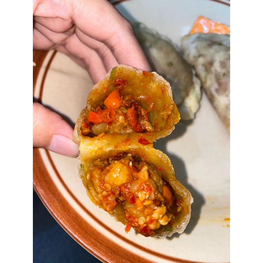 

Cireng Isi Jando Pedas