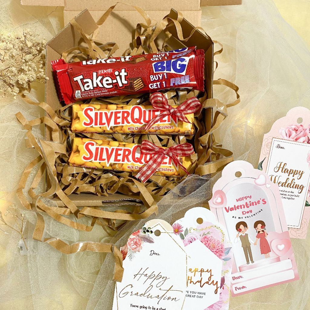 

Gift box Chocolate kado Ulang tahung wisuda anniversary valentine