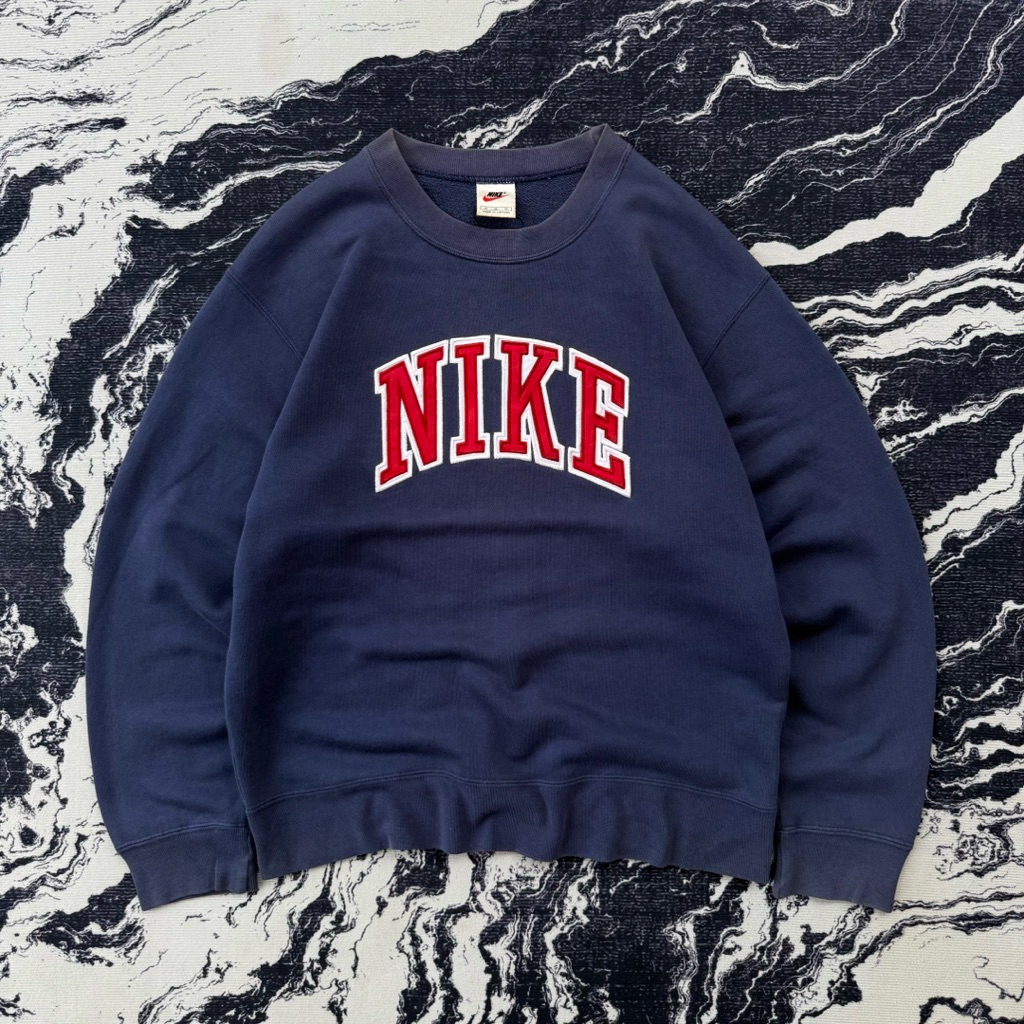Vintage crewneck nike navy