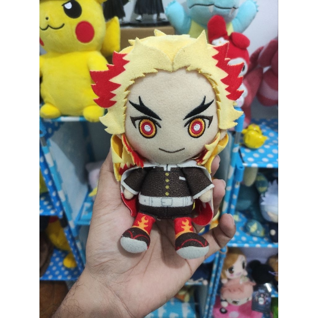 Boneka Kyojuro Rengoku berkaki Demon Slayer PL