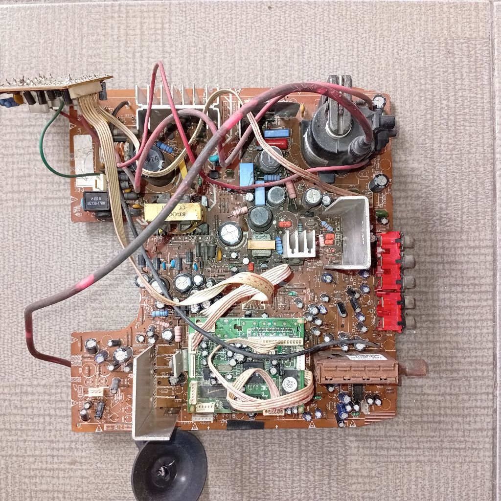 Mesin Tv Polytron U bekas normal