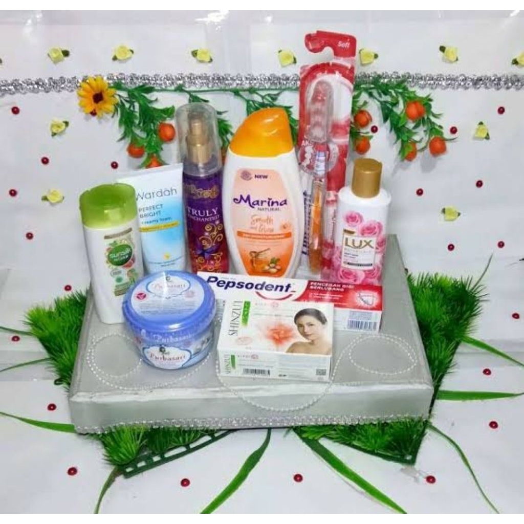 Satu paket perlengkapan mandi seserahan pernikahan