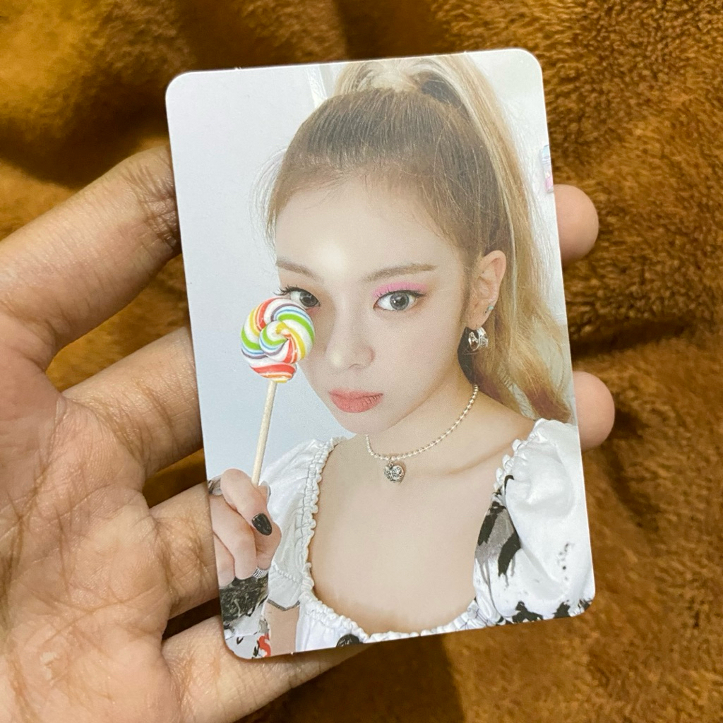 Photocard ITZY Crazy In Love OFFICIAL