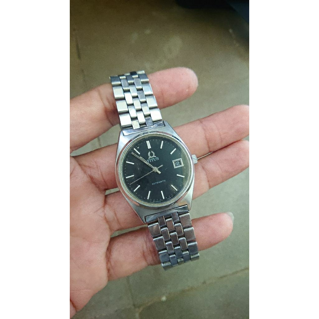 Jam Vintage TITUS Date automatic swiss