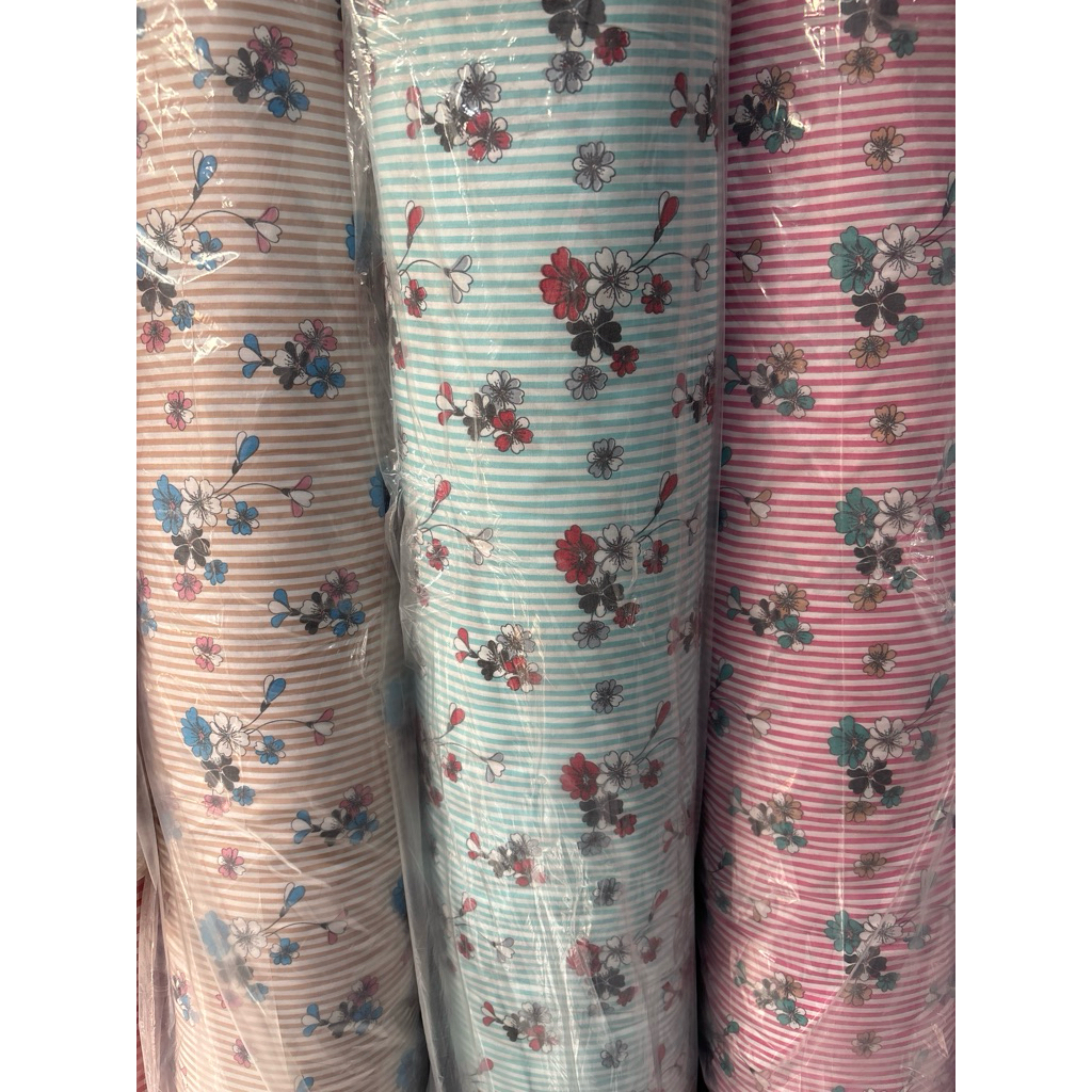 Kain Katun Motif Garis Salur Minimalis