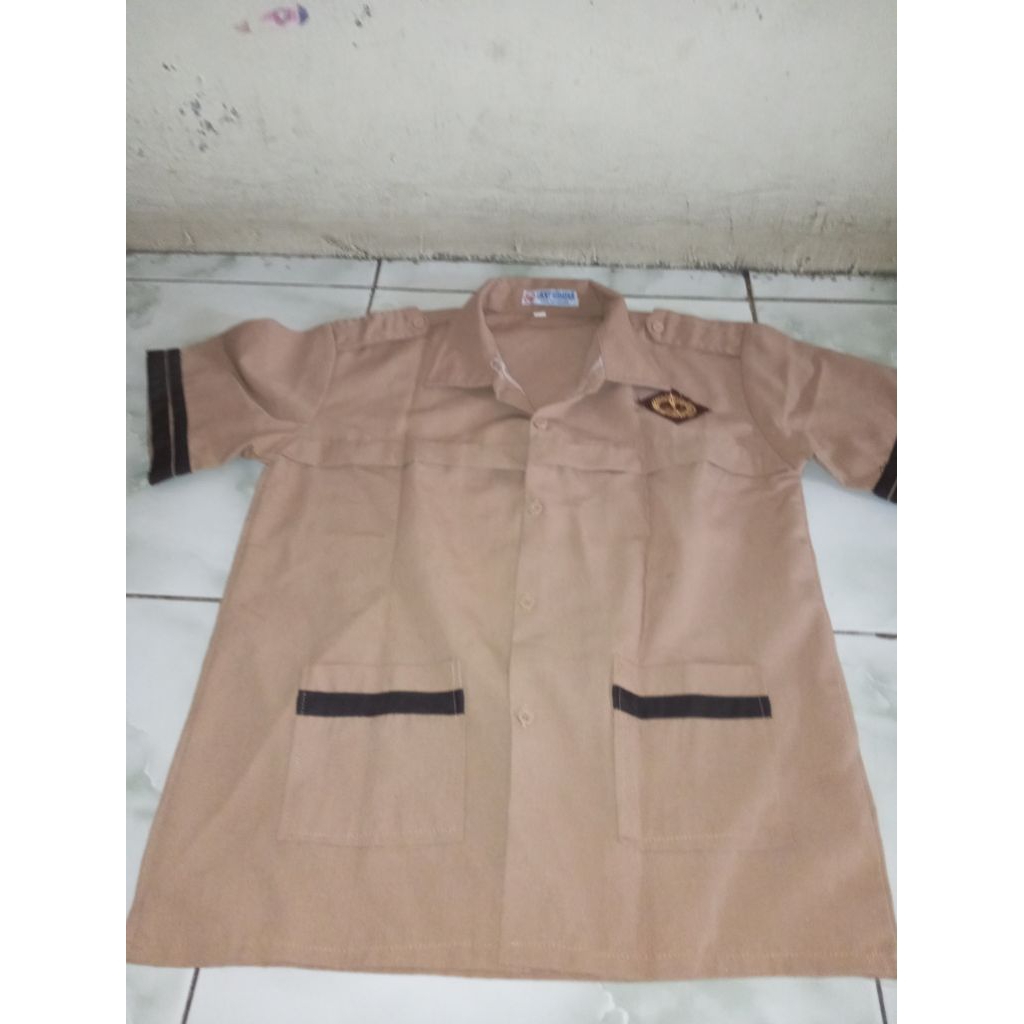 BAJU PRAMUKA PRELOVED