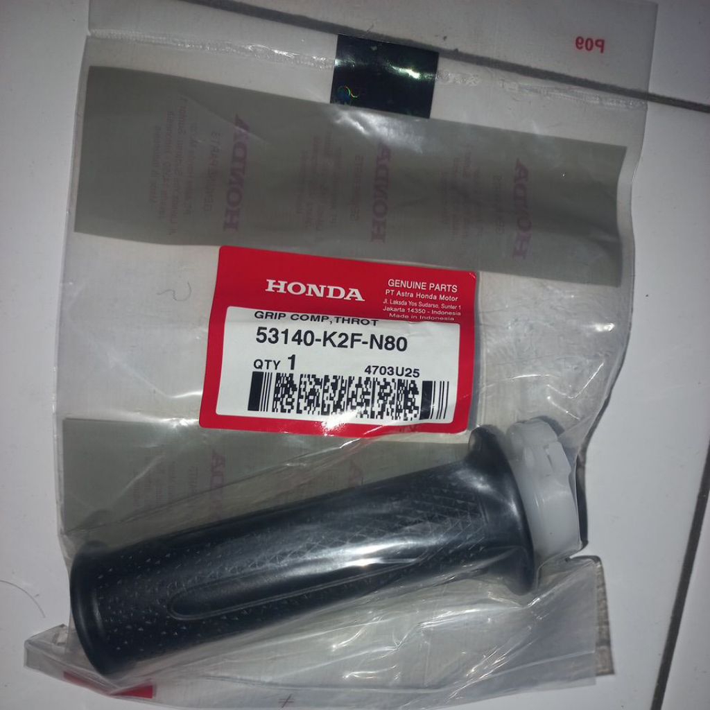 53140K2FN80 – GRIP COMP THROT, HAND GRIP KANAN SCOOPY NEW ORI AHM