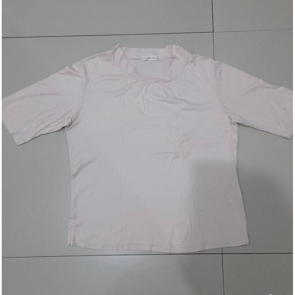PRELOVED Kaos Wanita Warna Soft Pink