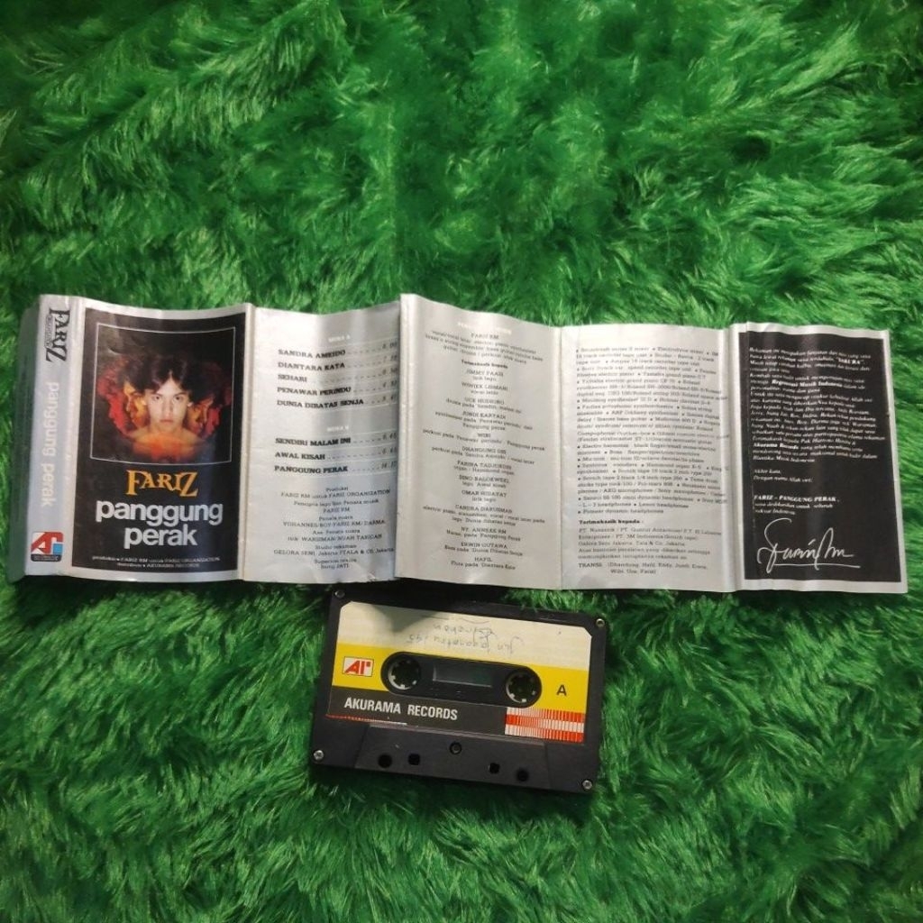 Kaset Pita Fariz RM - panggung perak