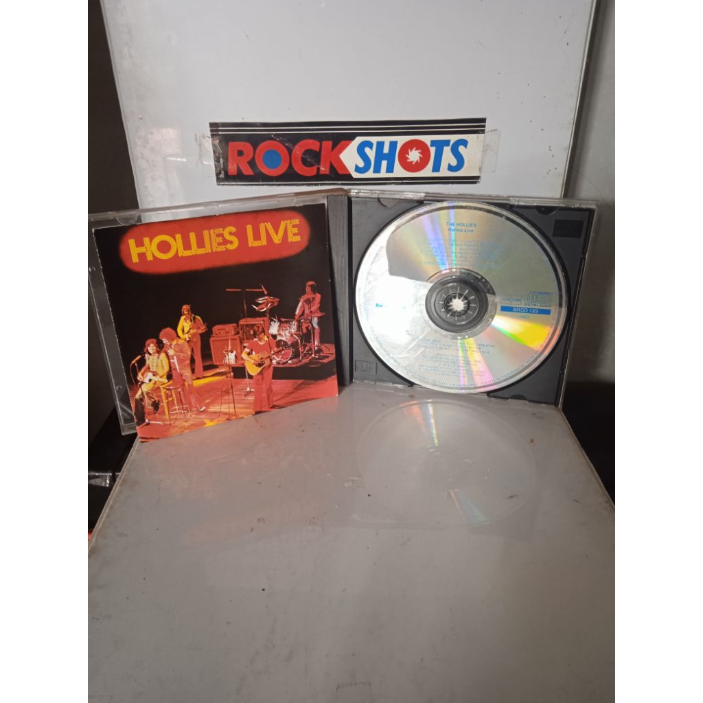 kaset cd the hollies Live