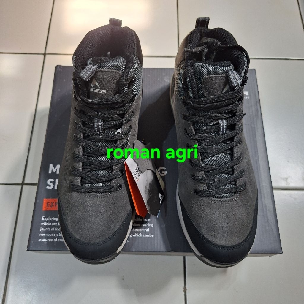 Sepatu Wagleri Mid Outdoor Shoes Vibram