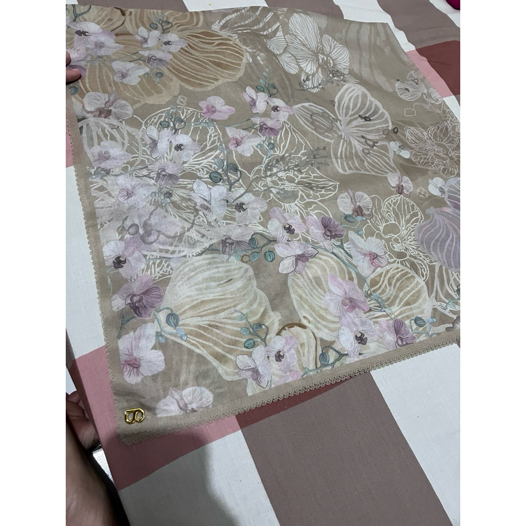 Preloved Buttonscarves Orchid Series - Marigold