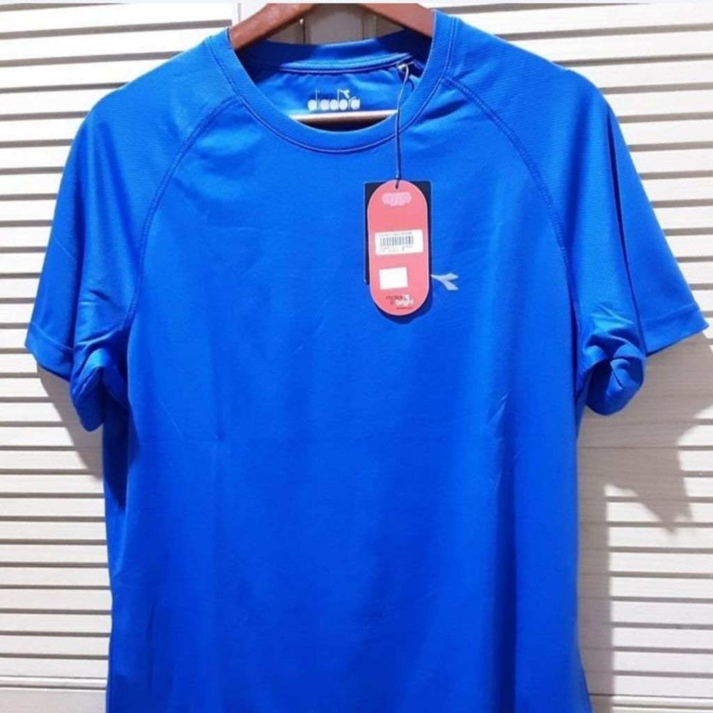 DIADORA Kaos Dryfit Pria Biru Muda 100% ORIGINAL