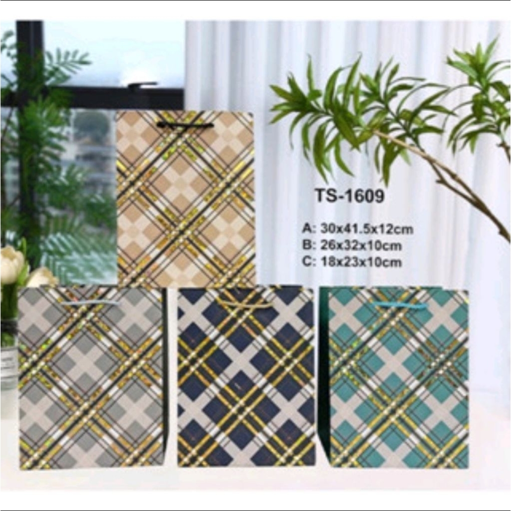 

Paper Bag Motif Garis / Box / kantong/Paper Craft/ Tas Hadiah