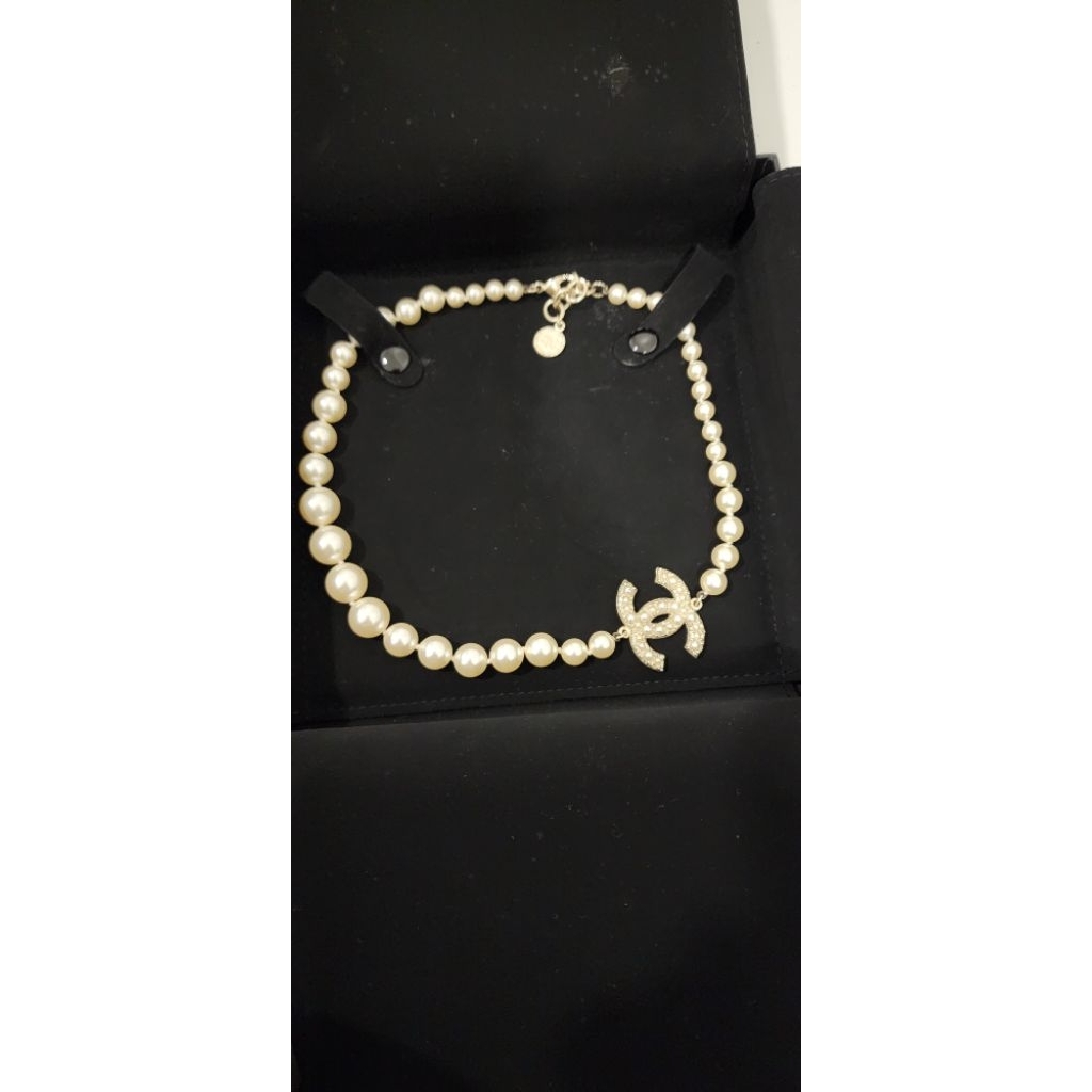 Chanel necklace pearl 100 year anniversary