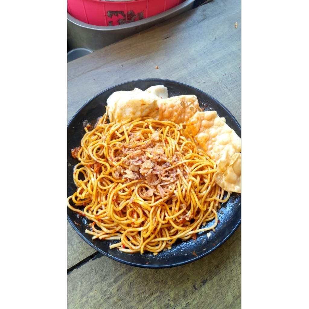 

Mie Level Gadjah Baru