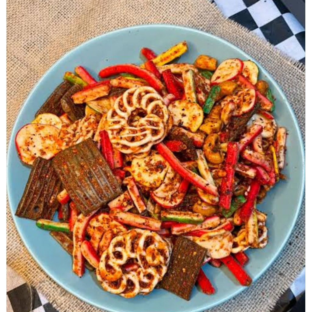 

Seblak kerupuk campur ( Mix ) pedas daun jeruk