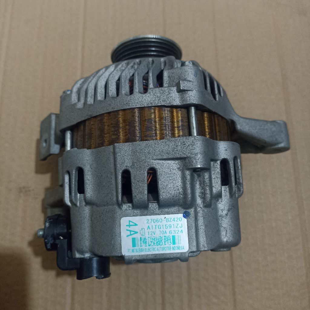 ALTERNATOR DINAMO AMPERE MOBIL TOYOTA Original